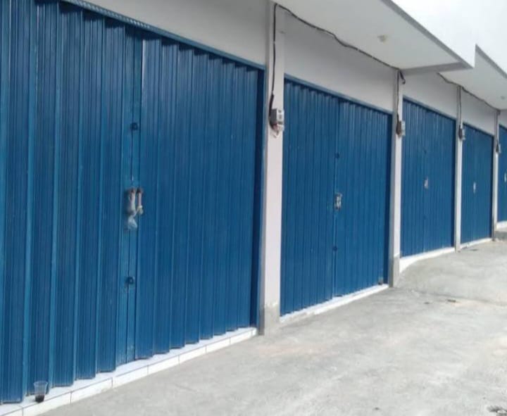 Rolling door, folding gate, handerson